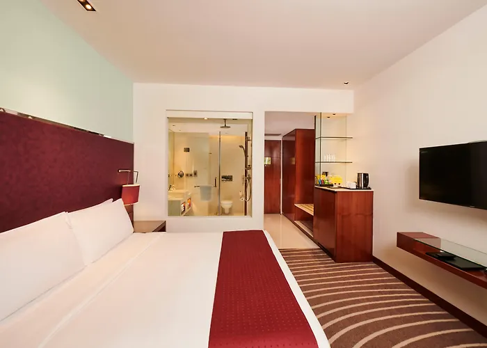 Holiday Inn Mumbai International Airport By IhgAirport Hotel